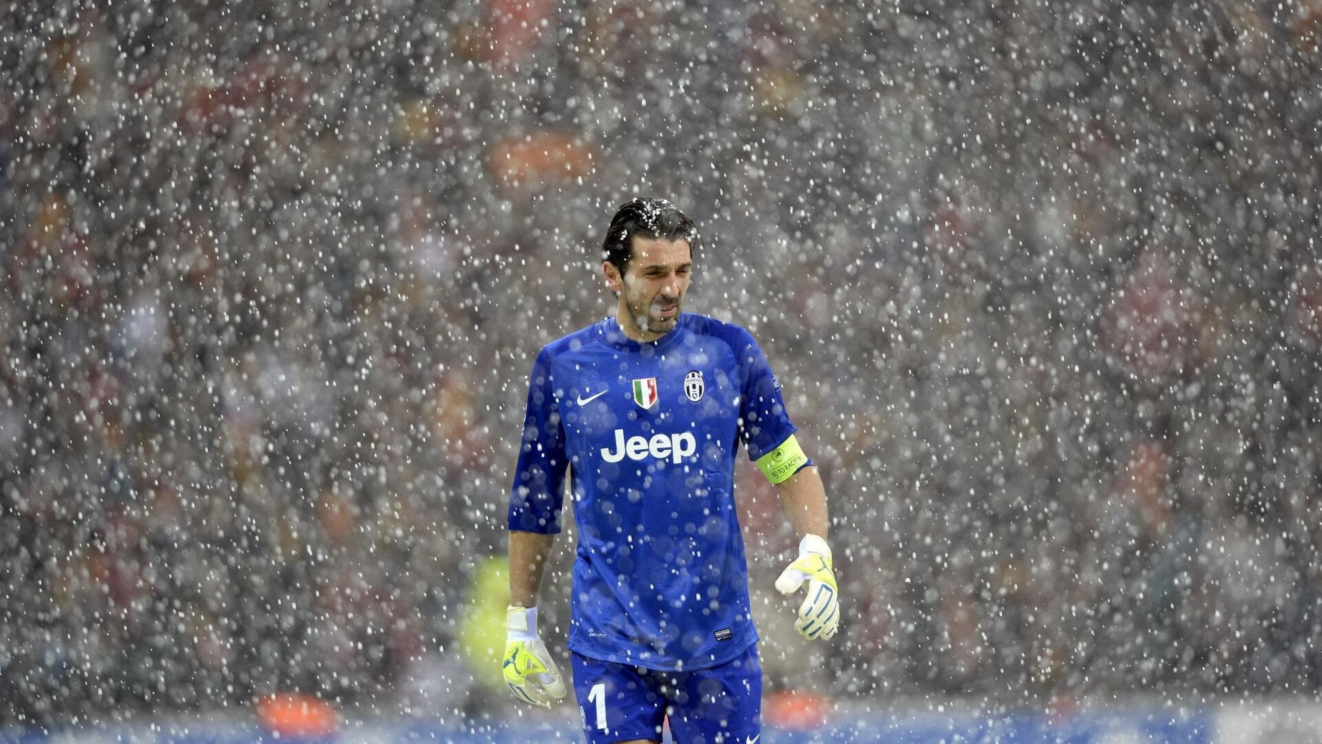 “阿根廷美洲狮队展现出顶级进攻与防守能力”